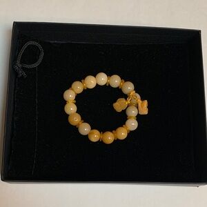 Elegant Gold Beaded Bracelet. Brand new. Great for Gifts 🎁.